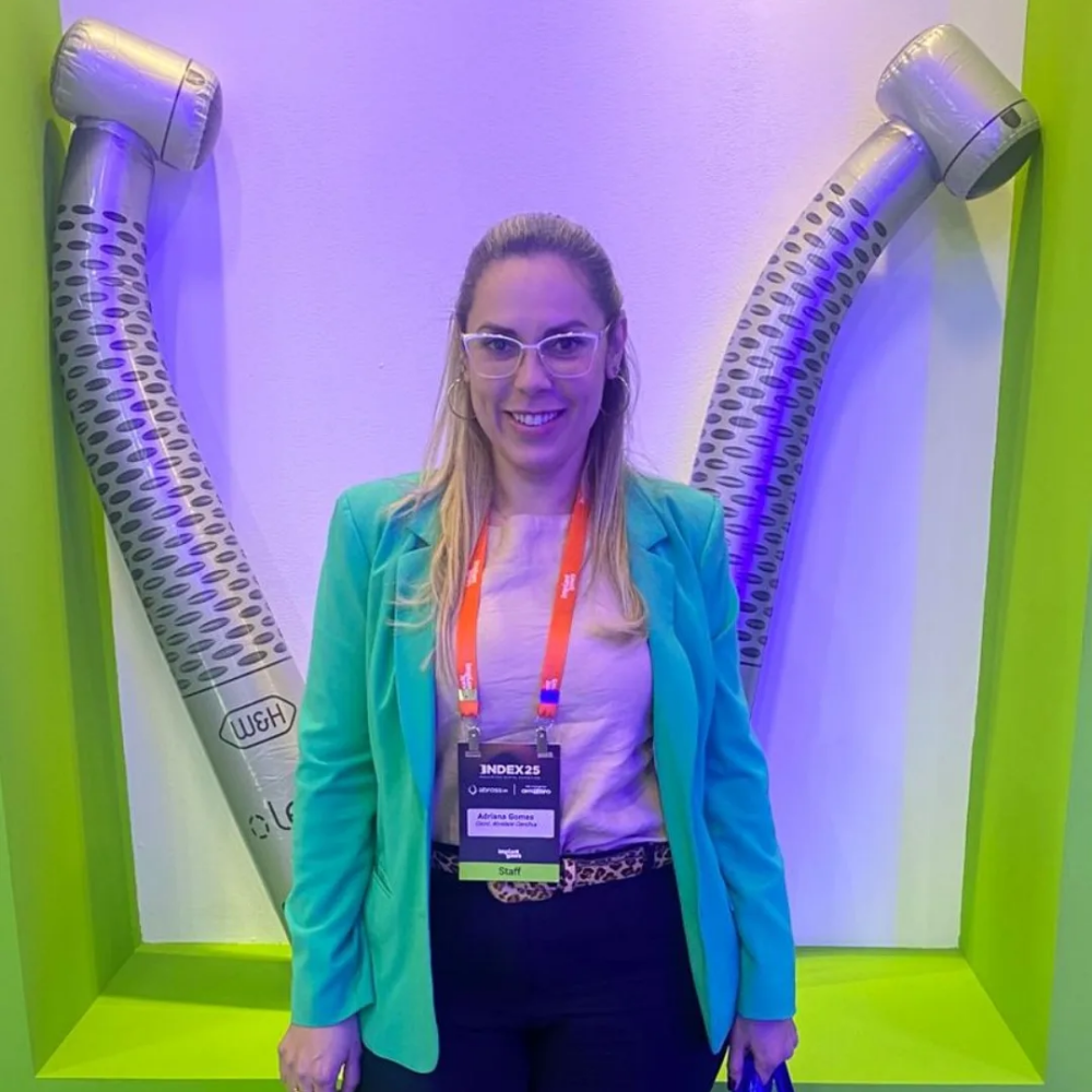 Dra. Adriana em evento - Foto 2