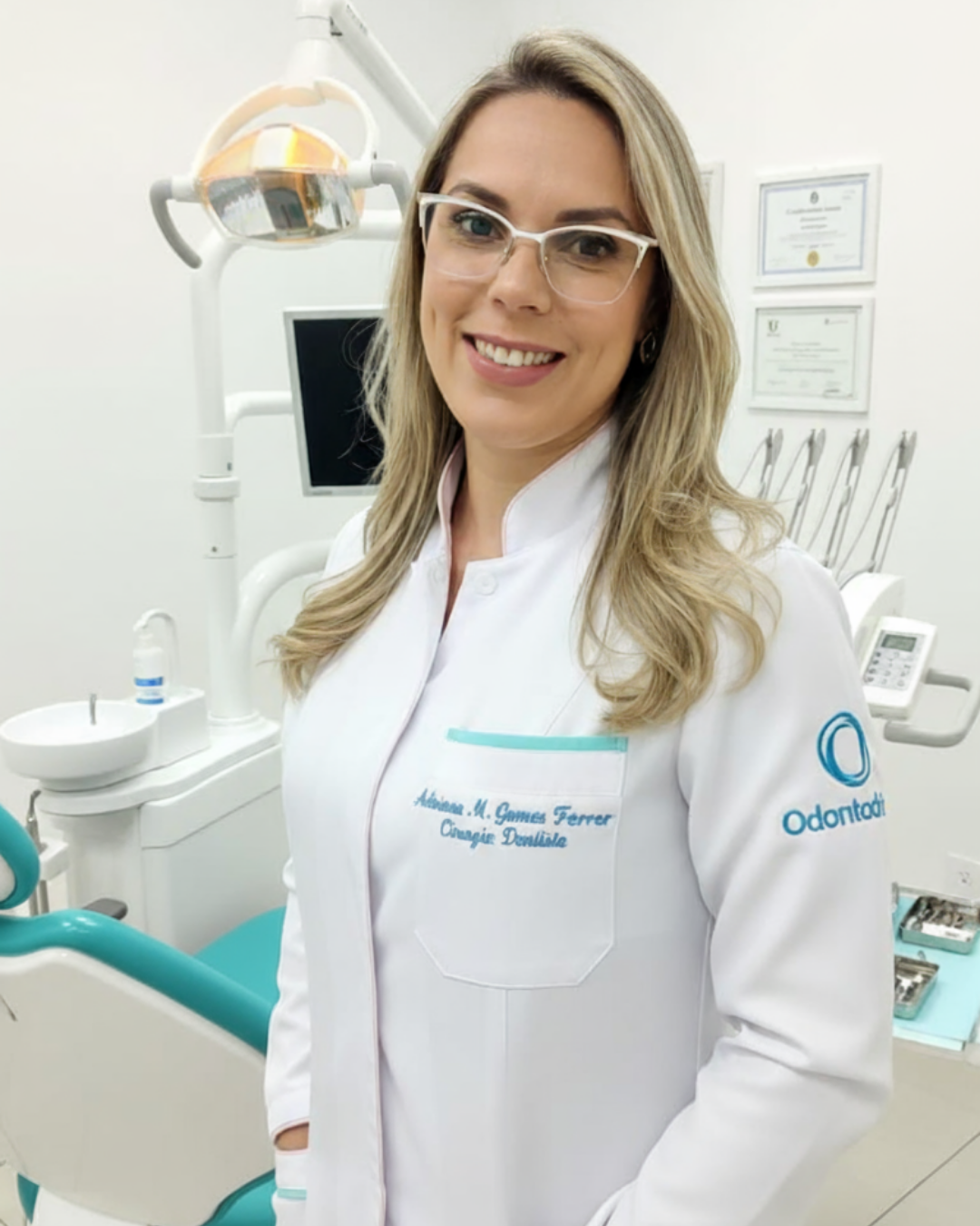 Dra. Adriana M. Gomes Ferrer - Foto 5